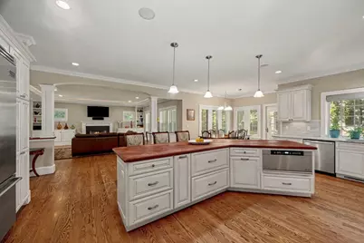 933 South St, Needham, MA 02492 - Photo 9