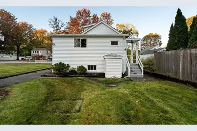 6 Martin St, Saugus, MA 01906 - Photo 21
