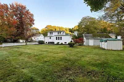 6 Martin St, Saugus, MA 01906 - Photo 3