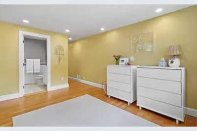 8 Elmwood Circle, Peabody, MA 01960 - Photo 21