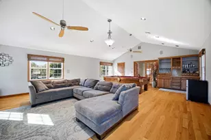 37 Upland Rd, Holyoke, MA 01040 - Photo 23