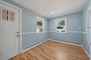 28 Auriga St, Boston, MA 02122 - Photo 9