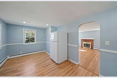 28 Auriga St, Boston, MA 02122 - Photo 7