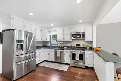 78 Jackson Ave, Dracut, MA 01826 - Photo 15