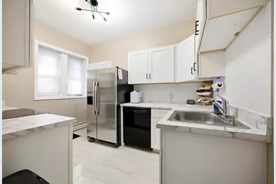 120 Longhill St #3C, Springfield, MA 01108 - Photo 7