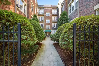 120 Longhill St #3C, Springfield, MA 01108 - Photo 3