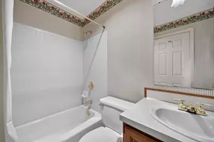 401 Colonial Dr, Ipswich, MA 01938 - Photo 25