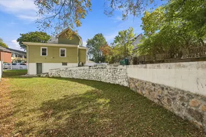 24 Lummus Ct, Lynn, MA 01904 - Photo 35