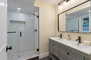 346 Rogers St, Lowell, MA 01852 - Photo 35