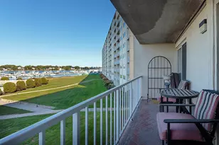 100 Cove Way, Quincy, MA 02169 - Photo 17