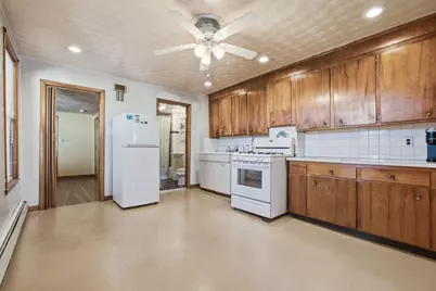 94 Chelsea St, Boston, MA 02128 - Photo 3