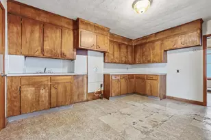 94 Chelsea St, Boston, MA 02128 - Photo 11