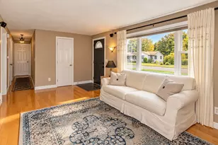 70 Strawberry Hill Rd, Agawam, MA 01030 - Photo 7