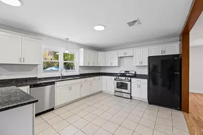 217-J Tickle Rd, Westport, MA 02790 - Photo 17