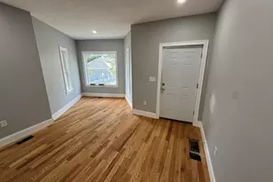 13 Spring St, Somerville, MA 02143 - Photo 3