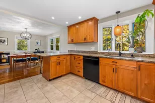 2 Margaret St, Canton, MA 02021 - Photo 9