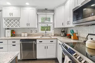 4 Legion Dr, Plainville, MA 02762 - Photo 13