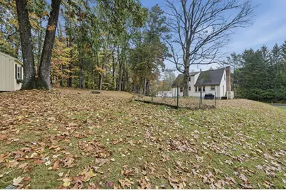 219 Amherst St, Granby, MA 01033 - Photo 25
