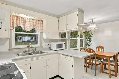 219 Amherst St, Granby, MA 01033 - Photo 11