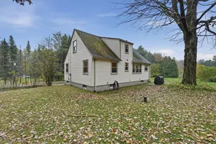 219 Amherst St, Granby, MA 01033 - Photo 29