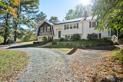 631 Central St, Holliston, MA 01746 - Photo 3