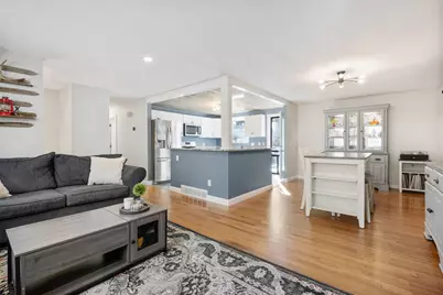 631 Central St, Holliston, MA 01746 - Photo 13