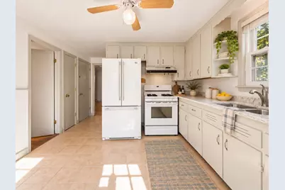 19 Alden St, Mansfield, MA 02048 - Photo 15