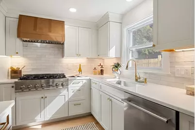 276 Hunting Road, Needham, MA 02494 - Photo 9