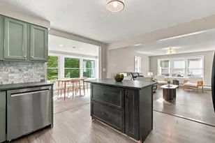 43 Oliver St, Easthampton, MA 01027 - Photo 17