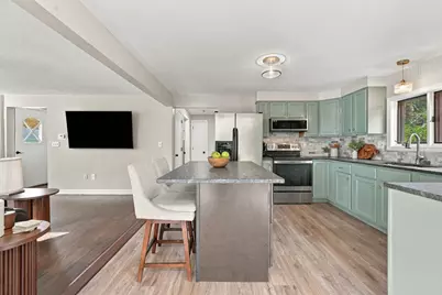 43 Oliver St, Easthampton, MA 01027 - Photo 13