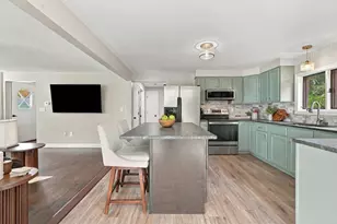 43 Oliver St, Easthampton, MA 01027 - Photo 13