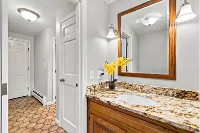 293 Davis St, Northborough, MA 01532 - Photo 17