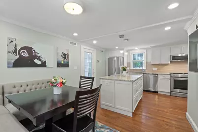 29 Robert Street, Wakefield, MA 01880 - Photo 5