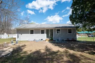 18 Fairview Ave, Ashburnham, MA 01430 - Photo 27