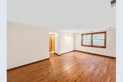 204 Bremen St #3, Boston, MA 02151 - Photo 7