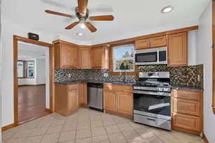 108 Madison St, Malden, MA 02148 - Photo 3