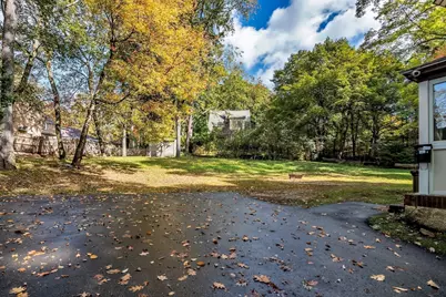 560 Salisbury, Worcester, MA 01609 - Photo 37