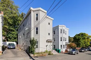 11 Hutchinson Ct, Lynn, MA 01902 - Photo 1