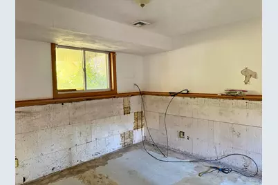 140 French King Highway, Greenfield, MA 01301 - Photo 15