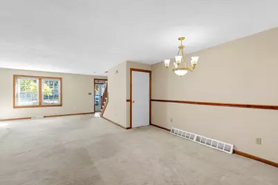 19 Washington Green #19, Walpole, MA 02032 - Photo 11