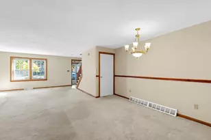 19 Washington Green, Walpole, MA 02032 - Photo 11