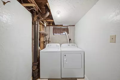 205 Remington St, Lowell, MA 01852 - Photo 31