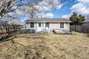 8 Bungalow Ln, Wareham, MA 02532 - Photo 19
