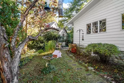 112 Orris St, Melrose, MA 02176 - Photo 33