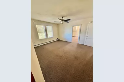 21 Bellevue St #3, Lawrence, MA 01841 - Photo 5