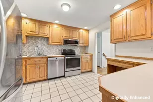 105 Dodd Dr, Holliston, MA 01746 - Photo 9