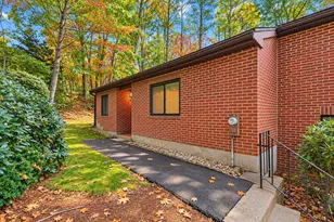 39 Highwood Dr, Franklin, MA 02038 - Photo 3