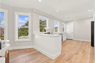61 Crystal Street #61, Melrose, MA 02176 - Photo 5