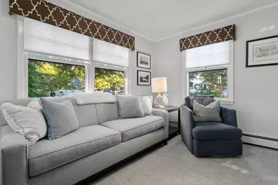 18 Woodlawn Ave, Wellesley, MA 02481 - Photo 9