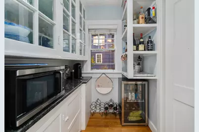 18 Woodlawn Ave, Wellesley, MA 02481 - Photo 15